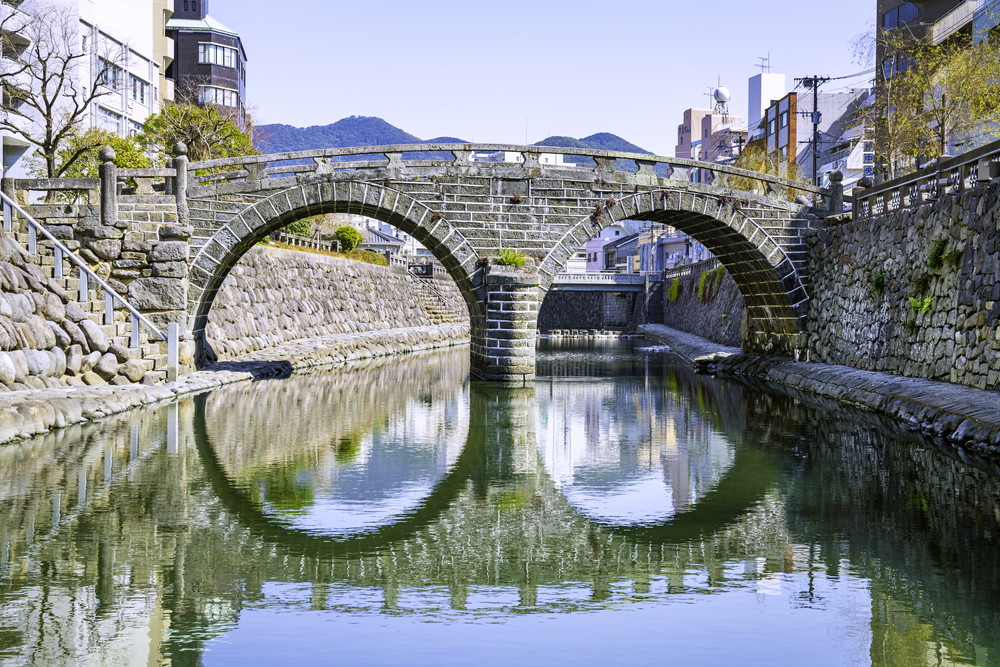 長崎の名所「眼鏡橋」を眺めながらのお食事はいかがですか？