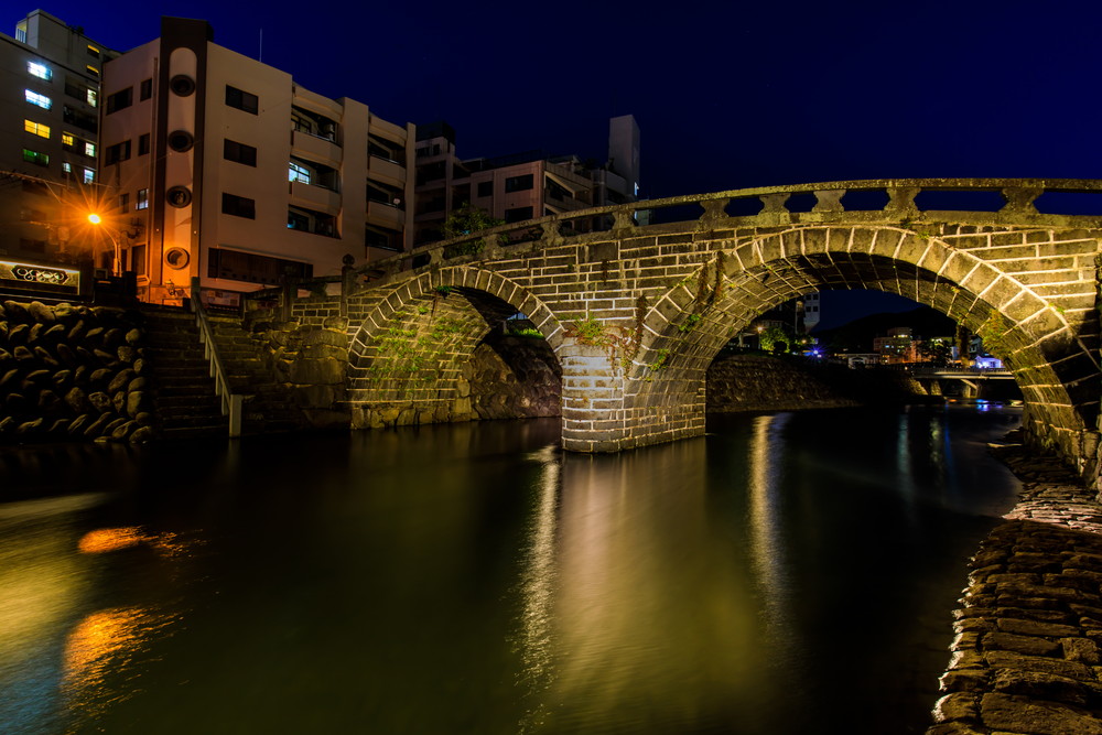 長崎の名所「眼鏡橋」を眺めながらのお食事はいかがですか？
